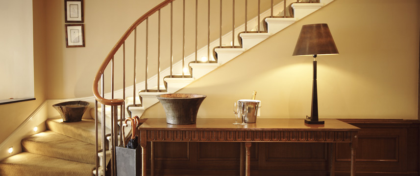 Park Plaza Sherlock Holmes Lobby Park Plaza Sherlock Holmes Lobby